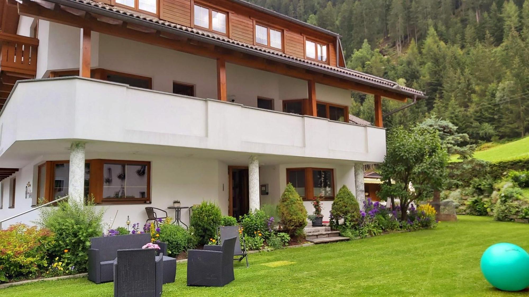 Haus Gfall Kaunertal Exterior foto
