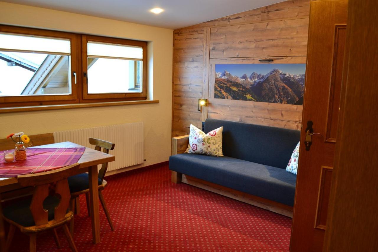 Haus Gfall Kaunertal Exterior foto